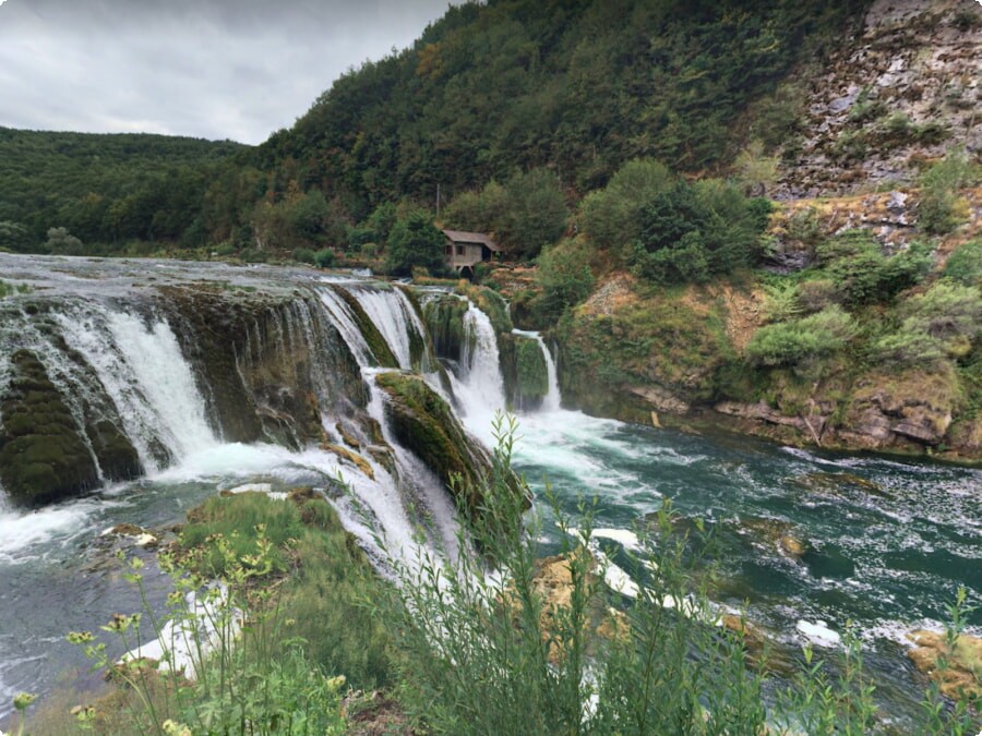 So reisen Sie mit kleinem Budget nach Bosnien und Herzegowina